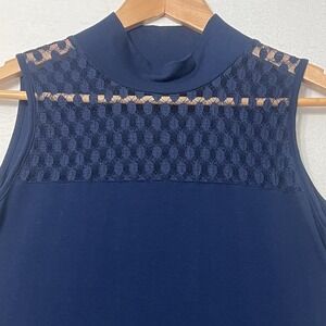 Shannon Ford New York Women's Navy Blue‎ Lace Blouse Size M Sleeveless Tank Top